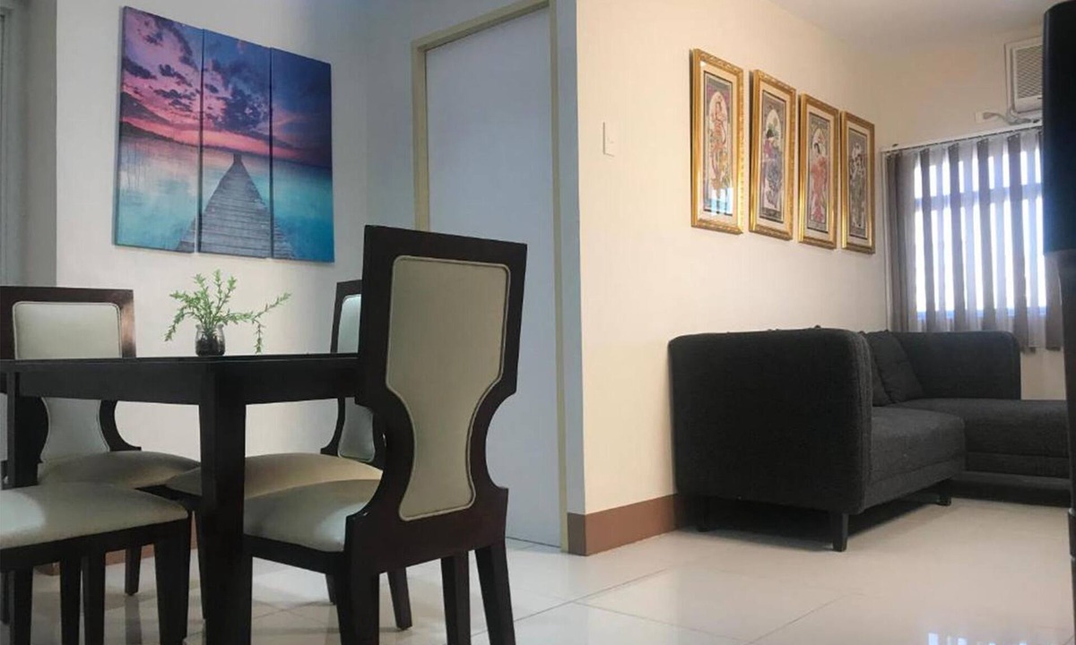 Mandaue Apartment | 2 Bedroom Condo at Midpoint Residences With City View