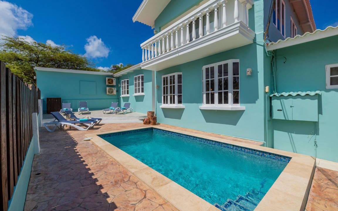 Boegoeroei Villa | 200 m² Villa ∙ 5 bedrooms ∙ 12 guests