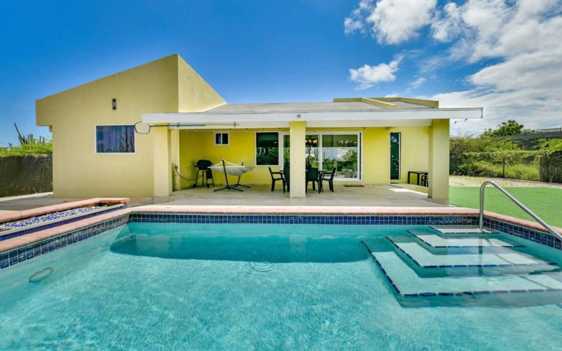 Shiribana Villa | 250 m² Villa ∙ 2 bedrooms ∙ 6 guests