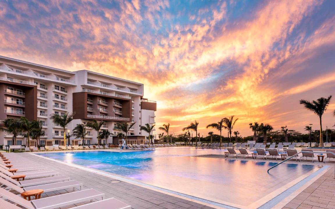 Palm Beach Hotel | 470 m² Hotel ∙ 127 guests