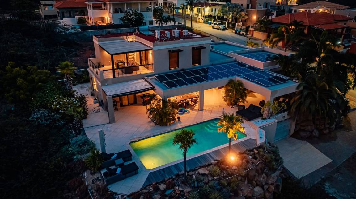 Alto Vista Villa | 755 m² Villa ∙ 4 bedrooms ∙ 8 guests