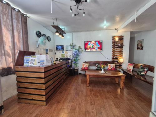 Coron Town Proper Cabin | Alec Lodge