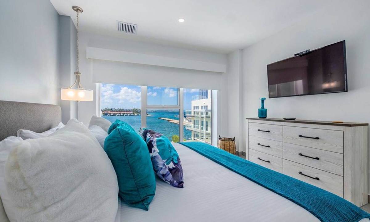 Palm Beach Condo | Amazing Ocean View- Ready to Enjoy!