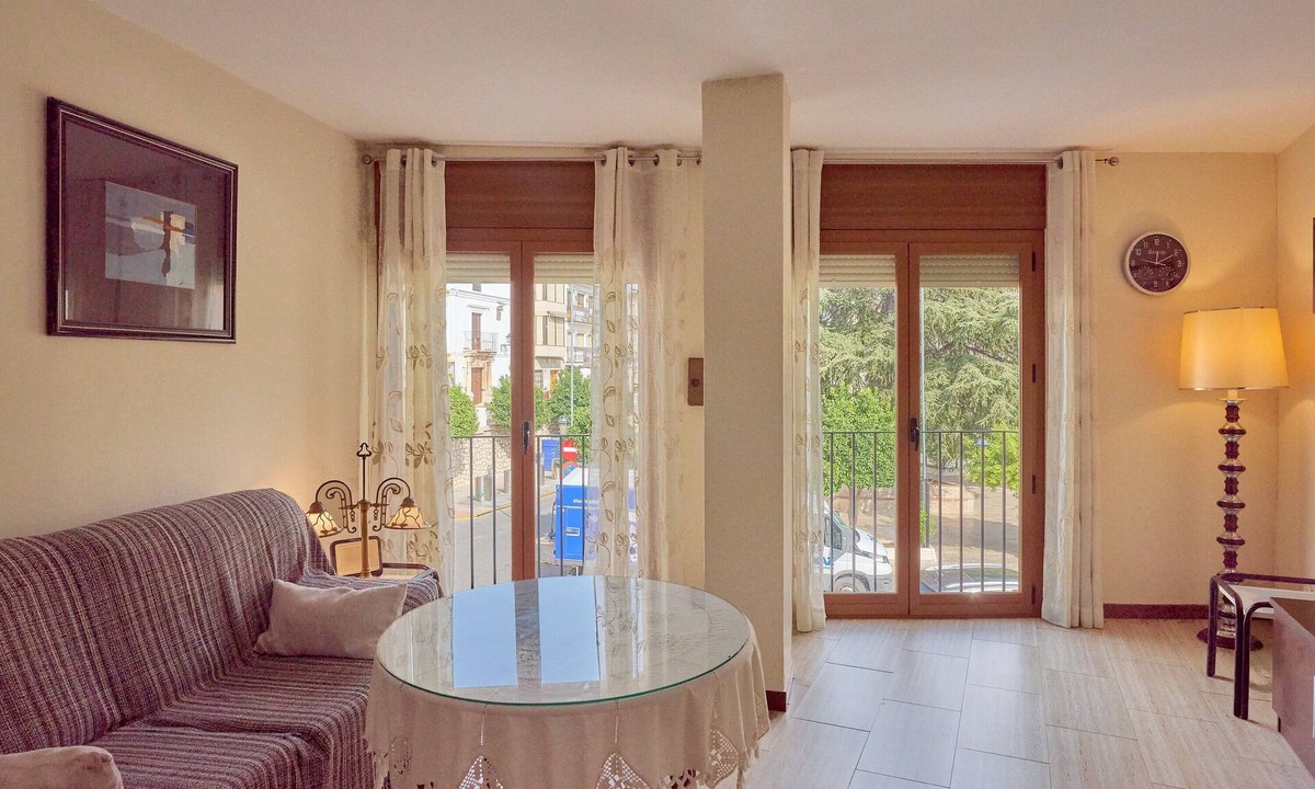 Luque Apartment | Apartment 'Luque Un Pueblo Con Encanto' with Balcony, Wi-Fi and Air Conditioning