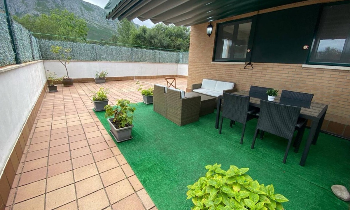 Posada de Llanes Apartment | Apartment with large terrace and swimming pools in Llanes, 3km from the beaches.