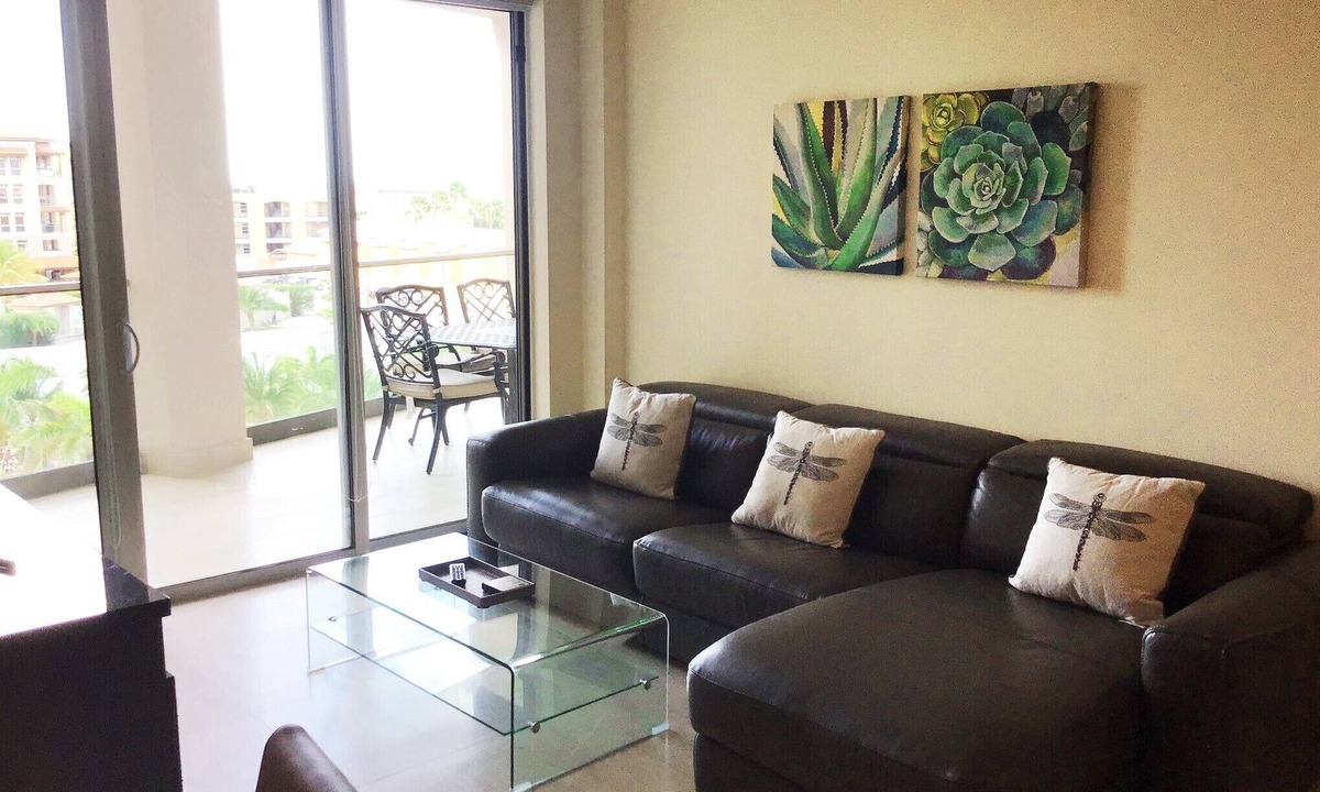 Levent | Oranjestad-West