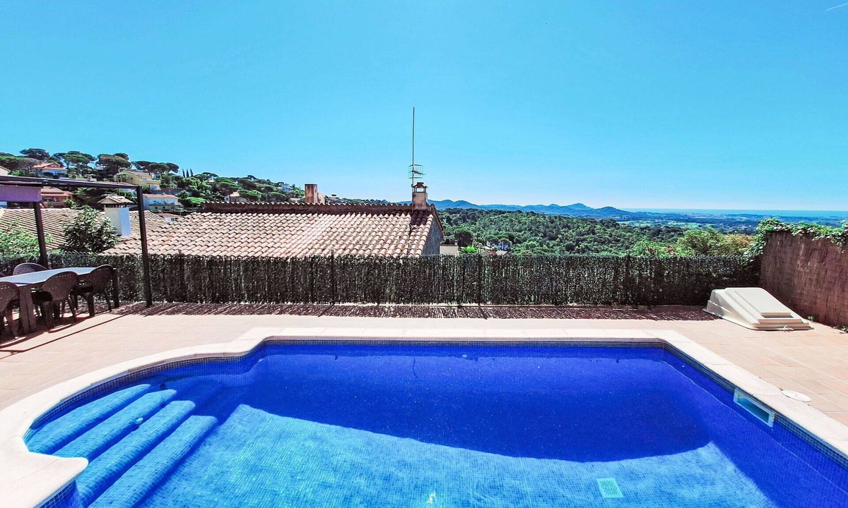 El Mas Mora House | Beautiful private villa for 6 guests with WIFI, private pool, TV and terrace