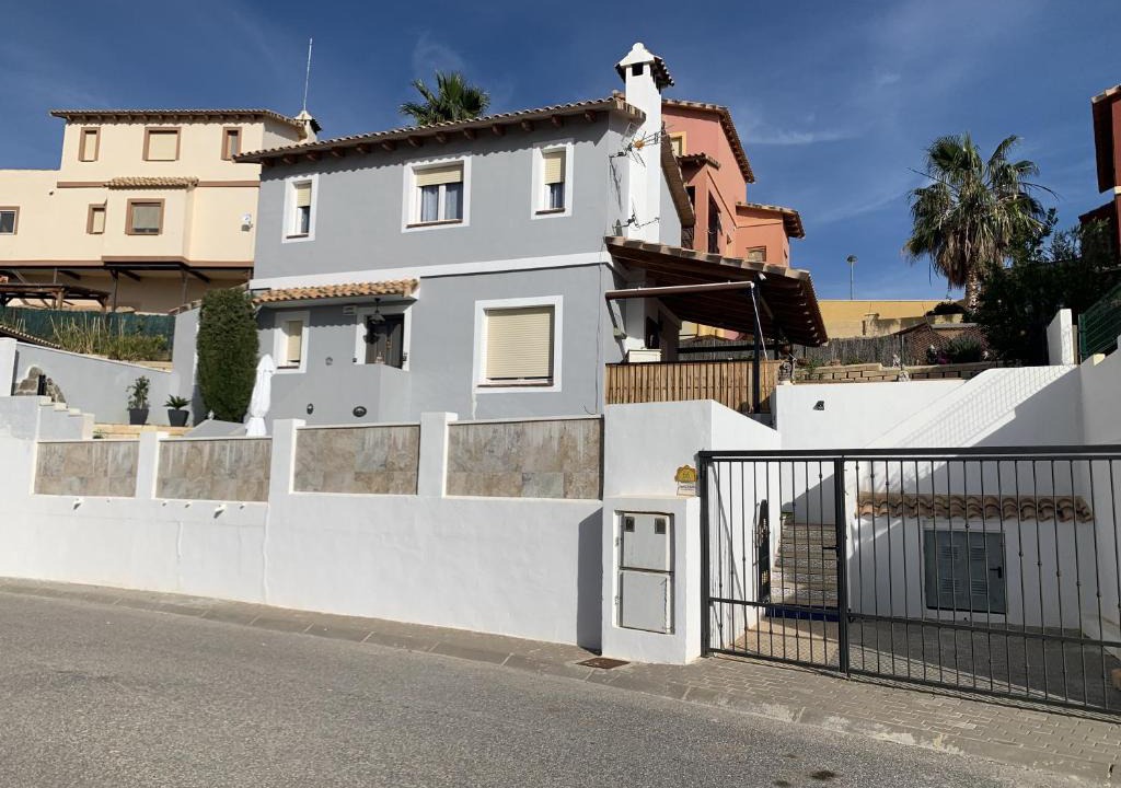 Relleu House | Buda