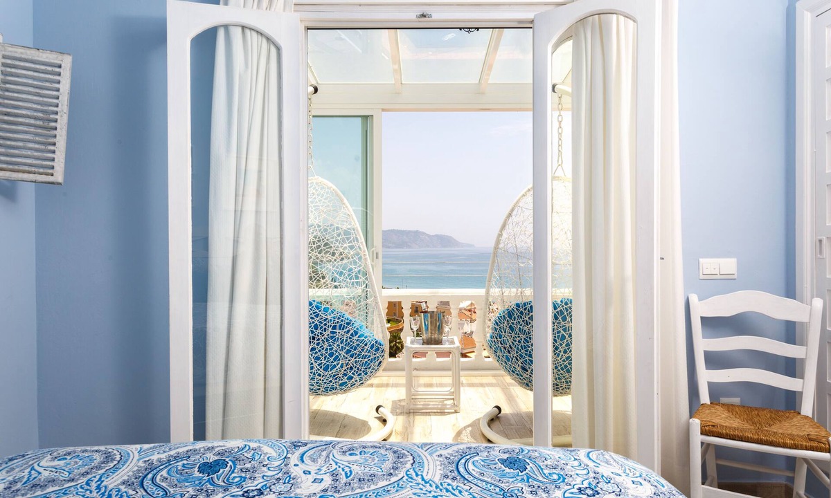 Nerja House | Burriana Beach House Nerja - 3 Bedroom House with Pool & Sea Views - Alamar 1