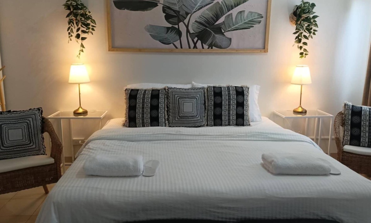 Caloocan Condo | CASA MILA condo in Quezon City with swimming pool, free WiFi and parking.
