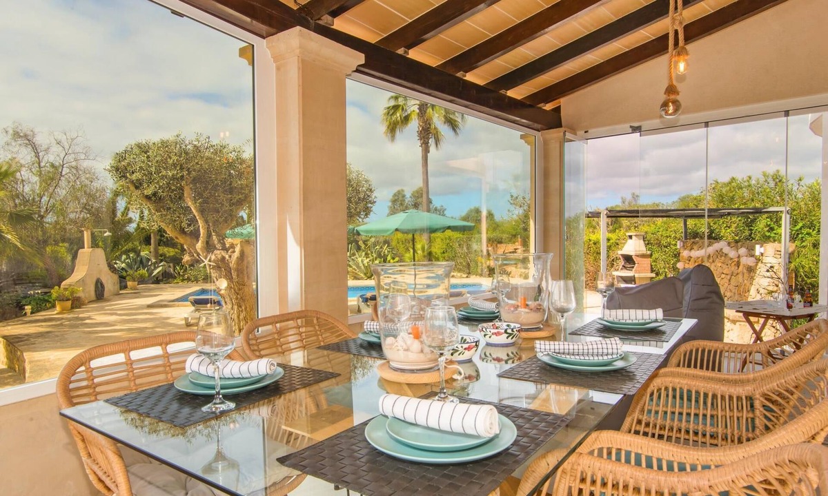 Son Moja Villa | Chalet Son Mojer. Spectacular chalet with pool for 6 people. Near Cala Santanyí
