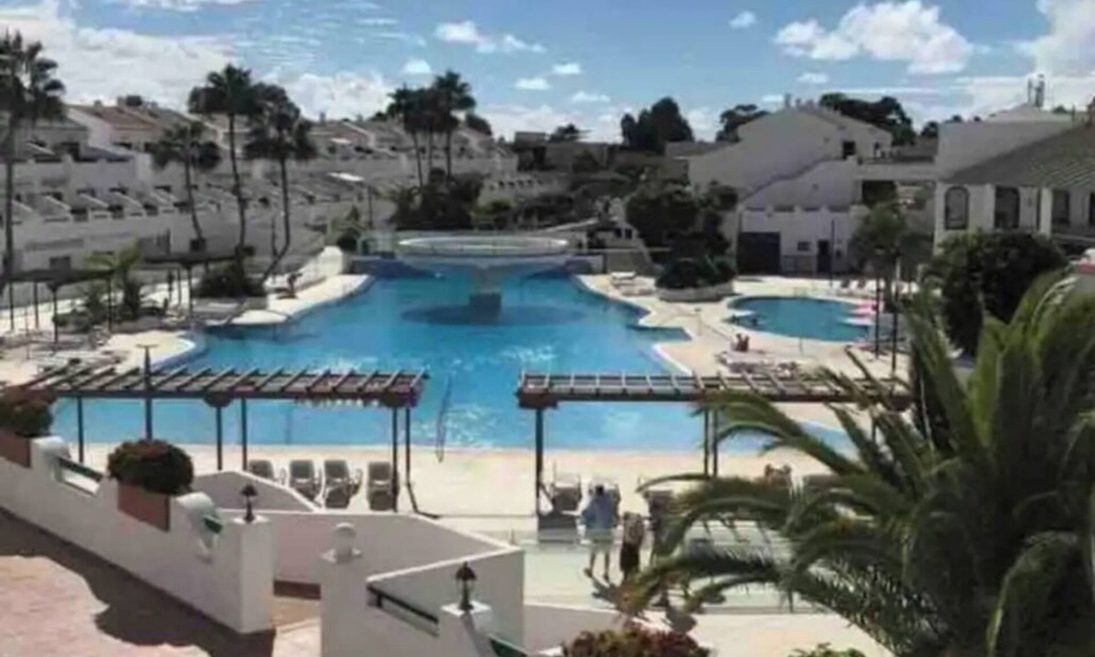 Arona Apartment | Charming apartment with pools, terrace and beatiful garden in Costa del Silencio