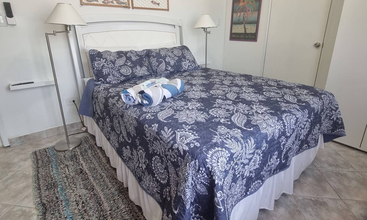 Tanki Leendert Apartment | Comfortable apt. ideal for short/long stays