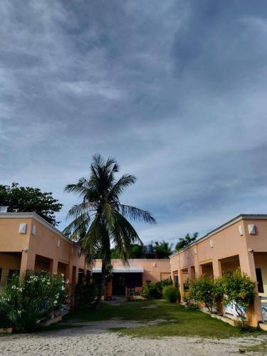 Daanbantayan Hotel | Crisols Beach resort Malapascua Island
