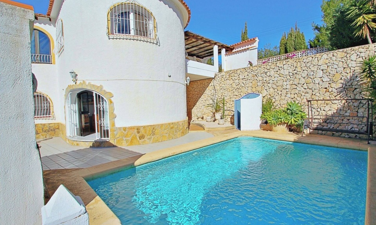 Fanadix Villa | Cuenca - charming villa with private pool in Benissa