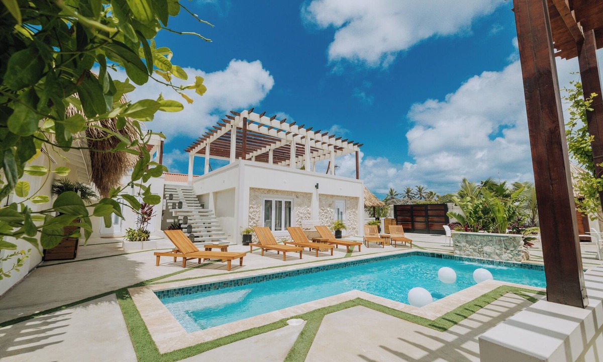 De Bruynewijk Apartment | EVA Spa Resort - Poolside 2BR Getaway by LUCHA