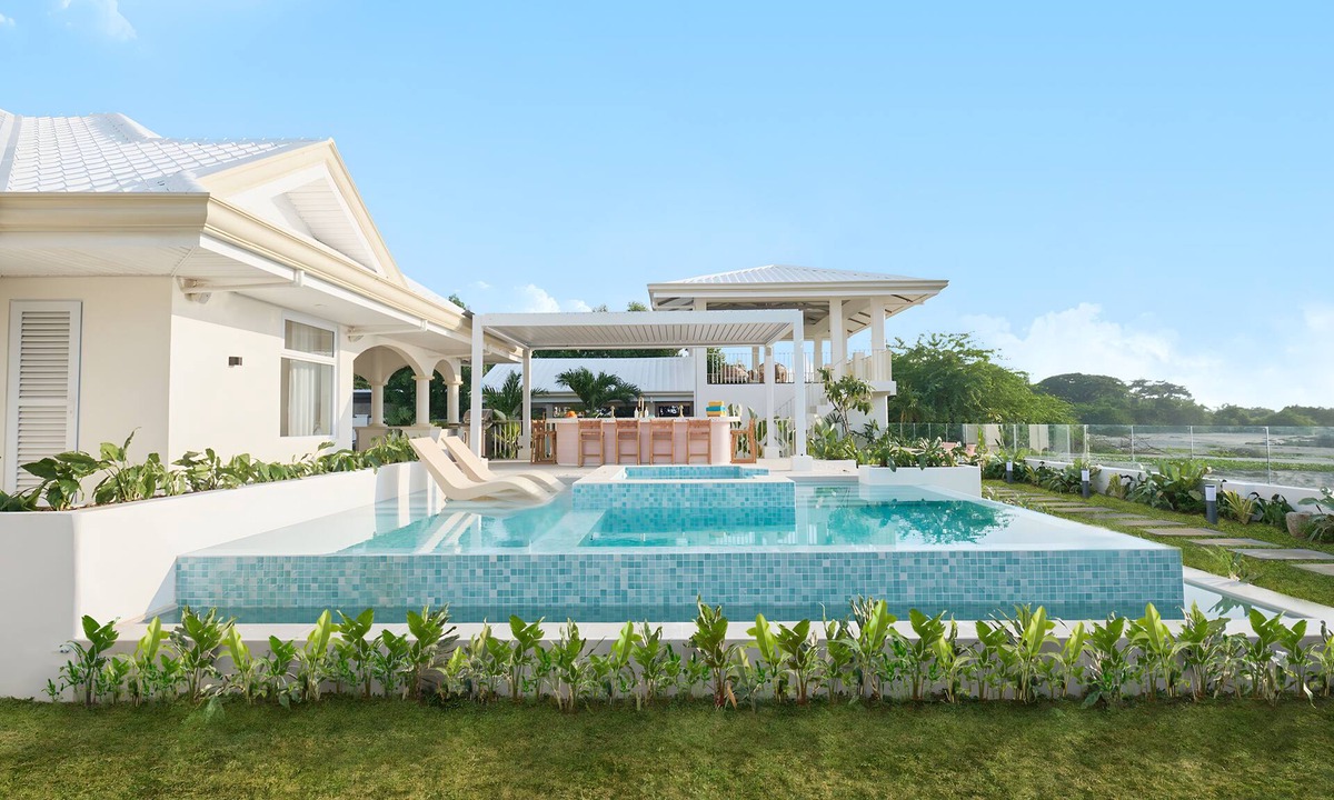 Bacnotan Villa | Exclusive La Union Beachfront Villa: 4-BR, 2 Pools, Jacuzzi & Rooftop Lounge