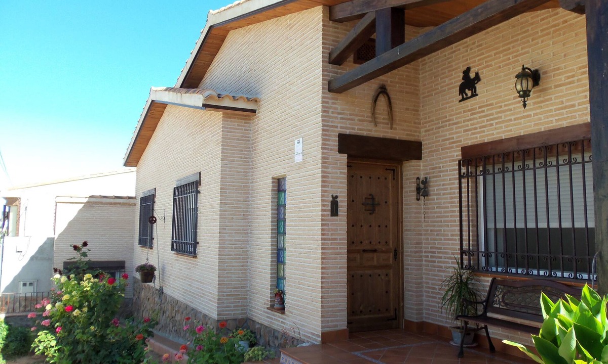Camunas House | EXPERIENCES rural house