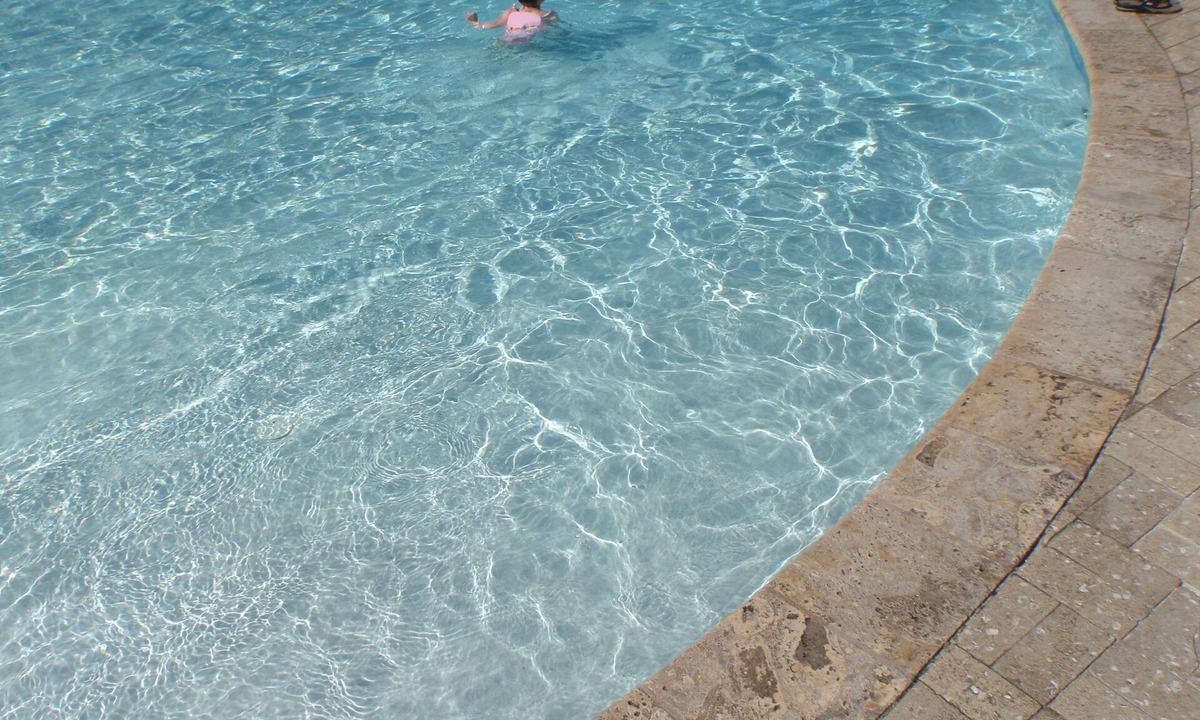 Kamay House | Gorgeous top of the line apt. 6 minute dr. to Beach. Check out April & May Rates