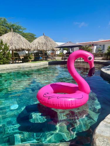 Kamay Apartment | Hideout Garden Suite Adults Only