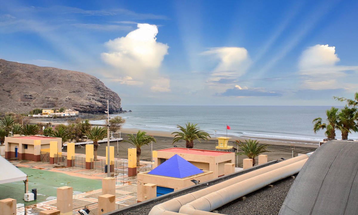 Gran Tarajal Apartment | Holiday Apartment 'vv Manorosa' with Sea View, Wi-Fi and Air Conditioning