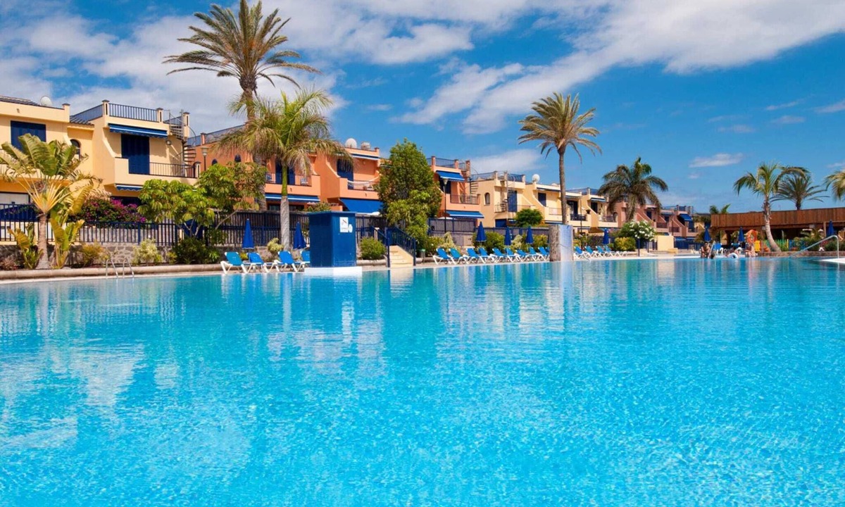 Costa Meloneras House | Holiday Home in Gran Canaria near Meloneras Beach