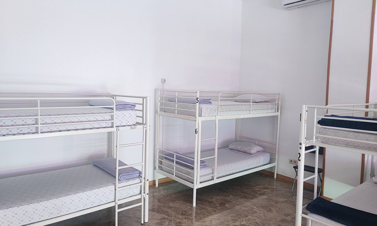 Barajas Hostel | Hostel M Torres