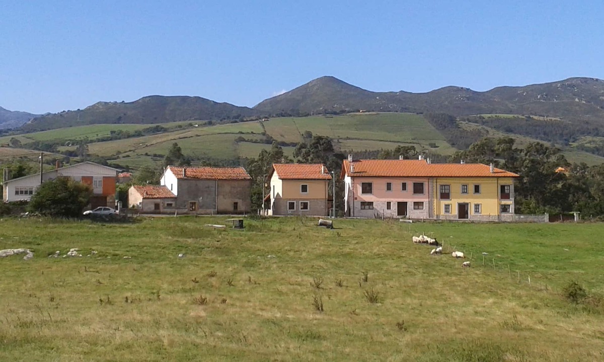 Ribadedeva Apartment | House for tourist use, 7 + 1 persons, 3,5 Km. from beach, near Picos Europa