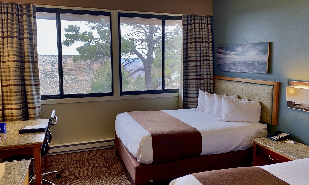 Grand Canyon Village Hotel | Kachina Lodge - Inside the Park