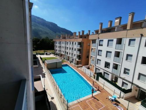Posada de Llanes Apartment | La Piedra L Osu, Apartamento con piscina, Playa 3 km VUT-3226-AS