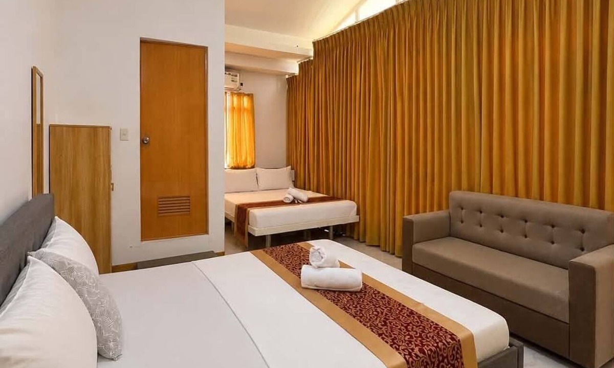 Lemery Hotel | Legends Hotel & Restaurant