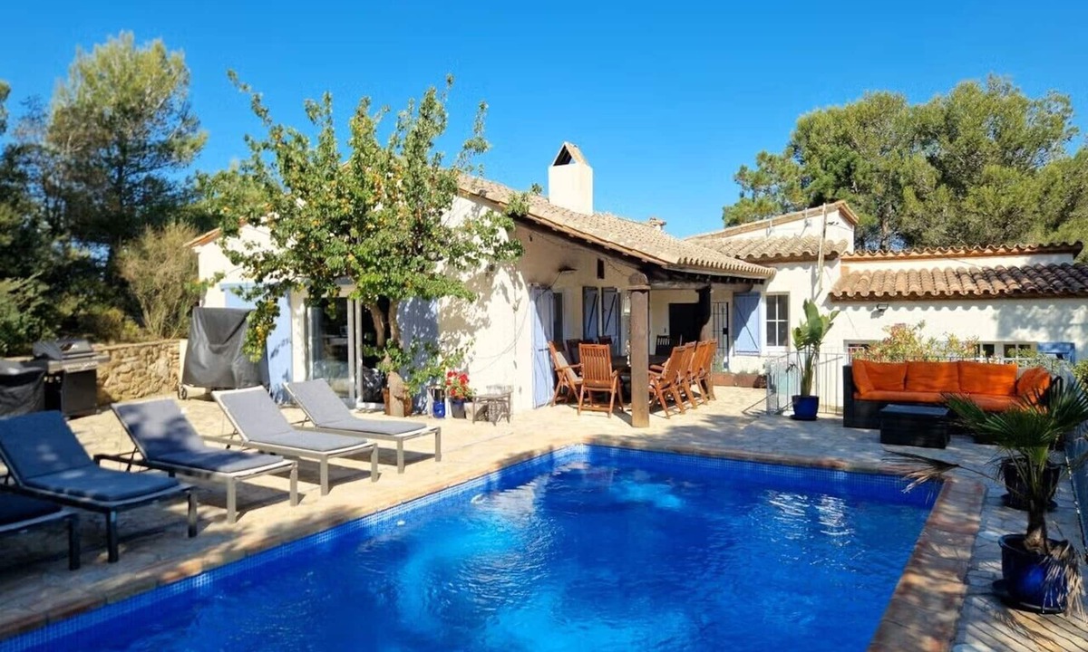 Begur Villa | Lovely villa within walking distance of Begur with Private Pool and WiFi