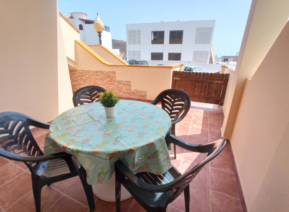 Morro Jable Apartment | Mafasca, comodo e silenzioso, terrazza e cortile, WI-Fi