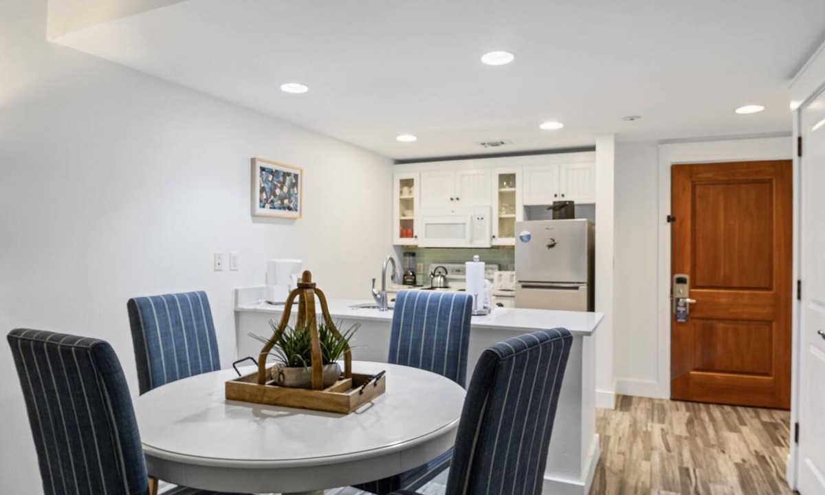 Baytowne Wharf Condo | Observation Pointe North Charm - Cozy 1-Bedroom Haven with Balcony at Sandestin Golf and Beach Resort!