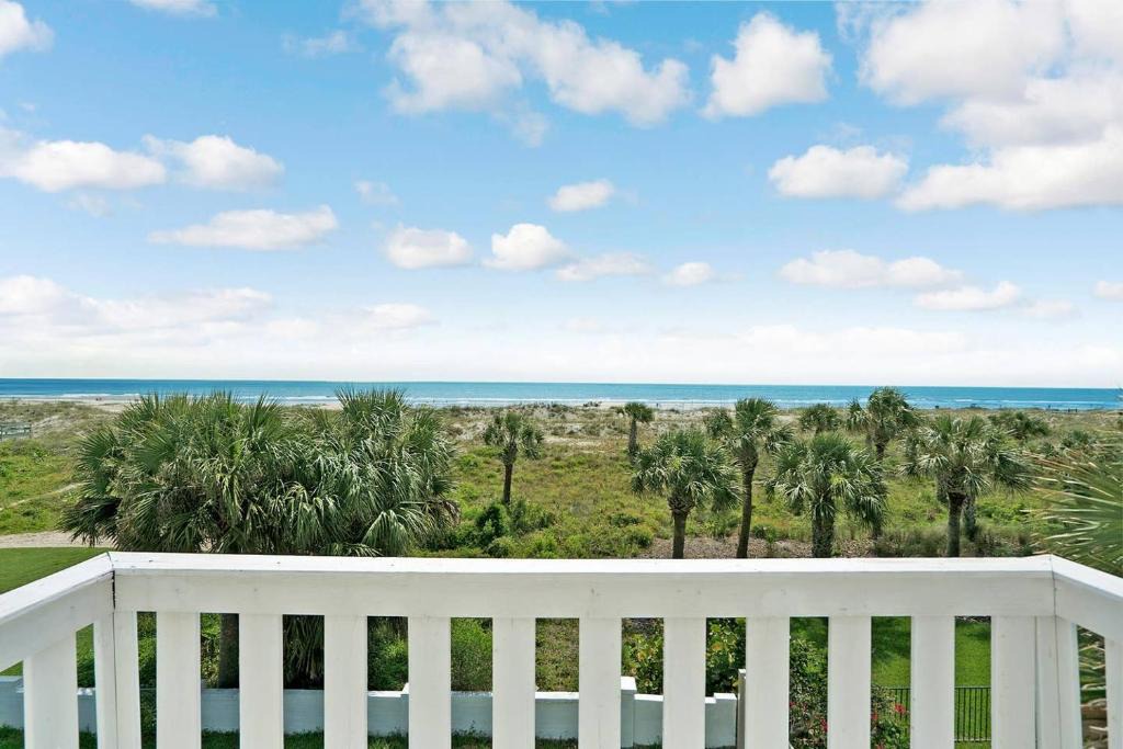 St. Augustine Beach House | Oceanfront Home Cozy Beach House BBQ Dogs OK