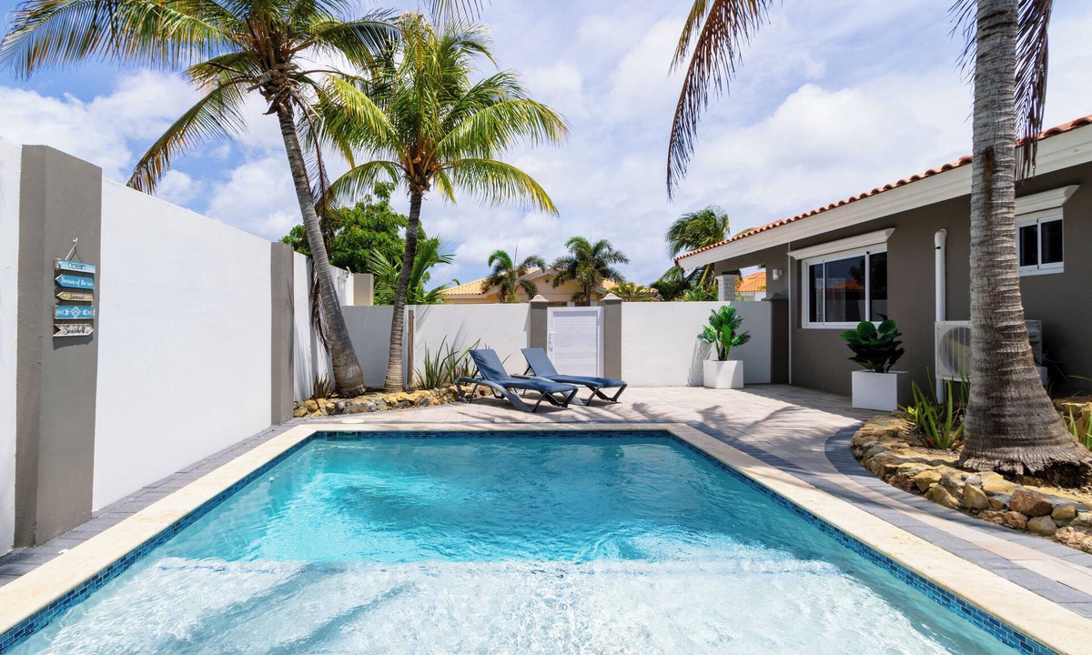 Washington House | Pool * FREE BBQ * near Palm Beach
