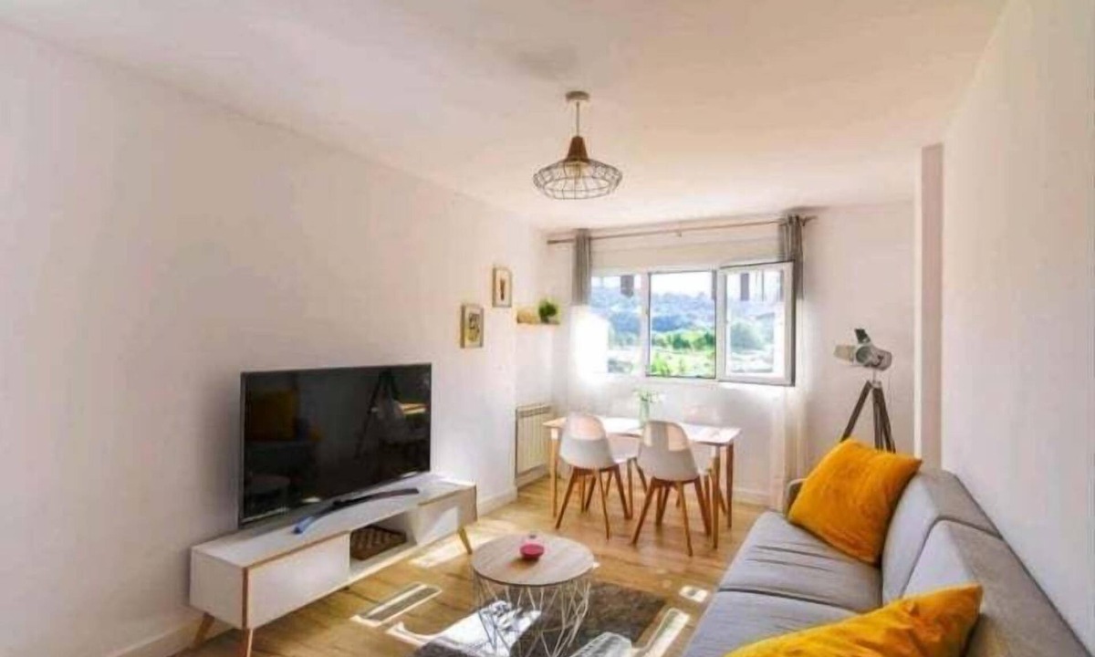 Castaneda Apartment | Renovated apartment close to Cabarceno