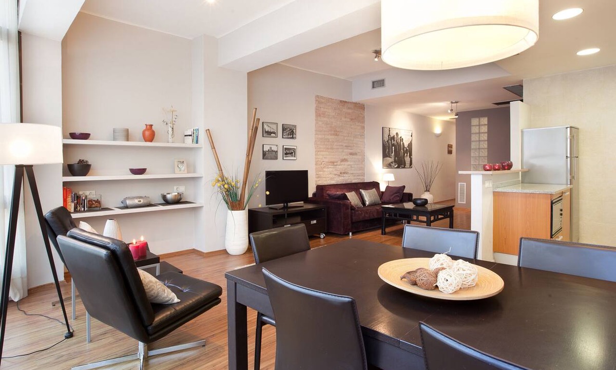 El Camp de l'Arpa del Clot Apartment | Sant Pau 4 - Superb 3-bedroom apartment in central Barcelona