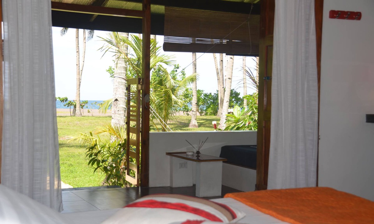Mambajao House | SomeWhere Else Boutique Resort