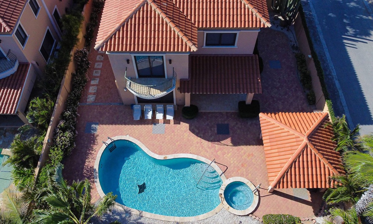 Kamay House | Splendid 3 bedroom house with beauttiful pool