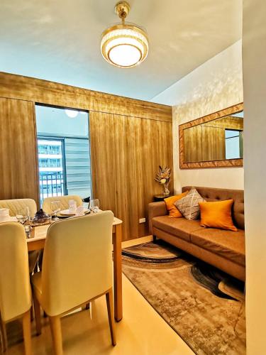 Highway Hills Apartment | Stylish 1 Bedroom Condo Unit with Perfect Pool View Balcony at Fame Residences