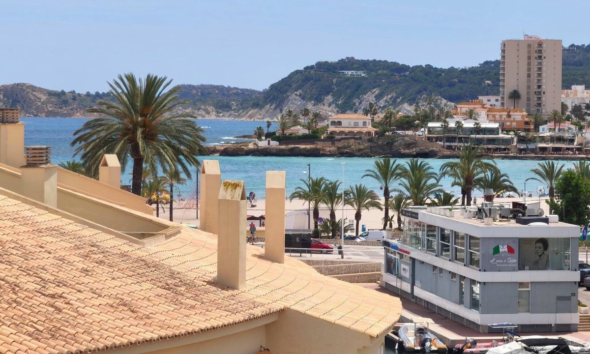 Javea Apartment | Sun‑Soaked Javea Apt with Terrace, Sea Views, Parking & Prime Arenal Location