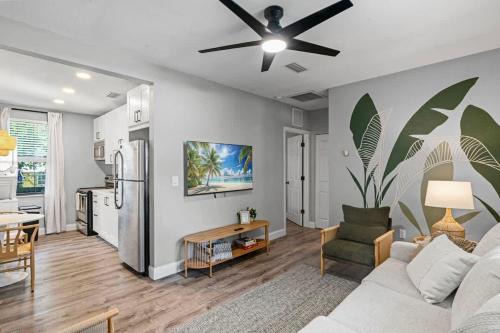 Lincolnville Apartment | The Cedar Loft B - Team Joseph Ellen