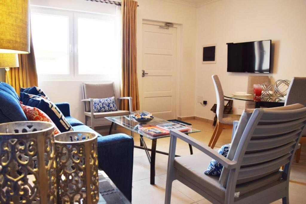 Palm Beach Apartment | The Pearl- Steps to Eagle Beach #10A