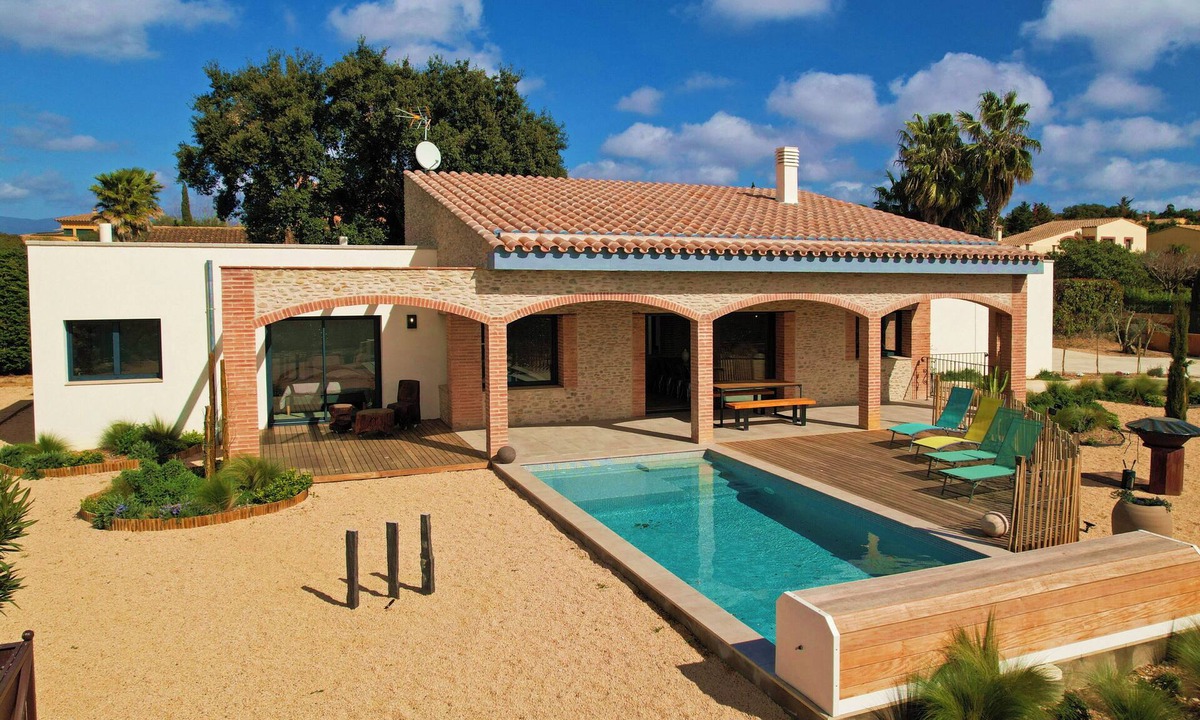 Perelada Villa | The Private Accommodation Villa in Peralada