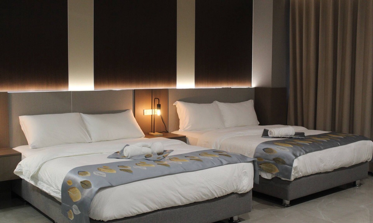 Tambo Hotel | Twin Sky Suite – Spacious, Stylish, Serene