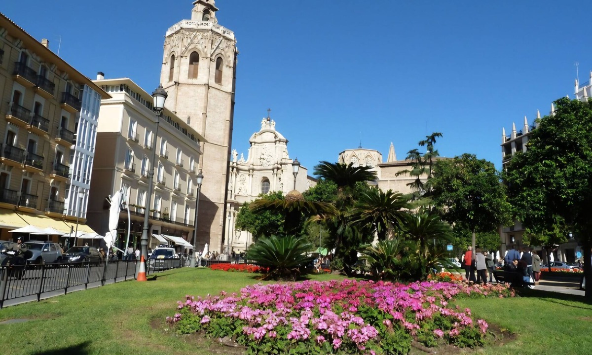 Arrancapins Apartment | Valencia City Centre - Beautiful pure apartment Valencian style - Modern comfort