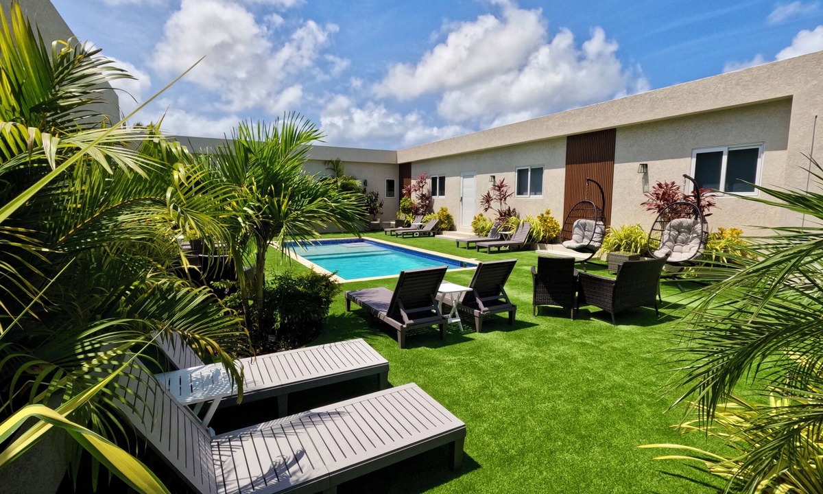 Montana Apartment | Your Tropical Home, Pool, Jacuzzi, Terrace and Garden. Enjoy and Relax