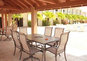 Aruba Breeze Condo Walk to Beautiful Eagle Beach