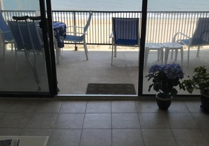 Beautiful Direct Beach Front and Bayside View Condo with POOL!